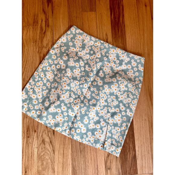 Wild Fable Flower Mini Skirt, XS - Picture 2 of 6
